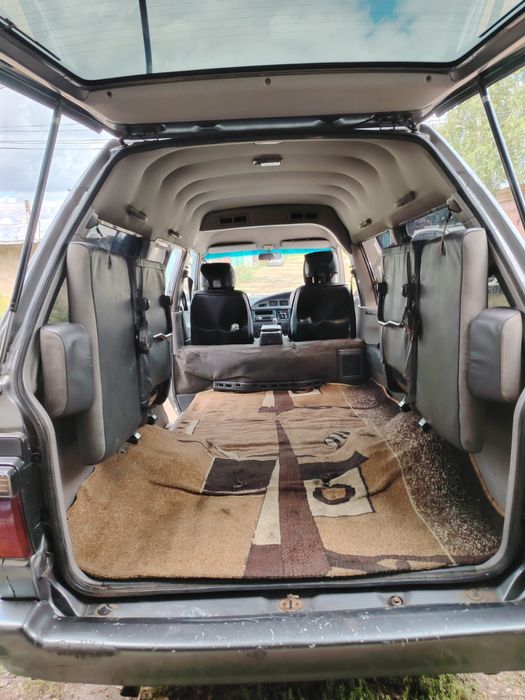 Продам Тойоту минивен