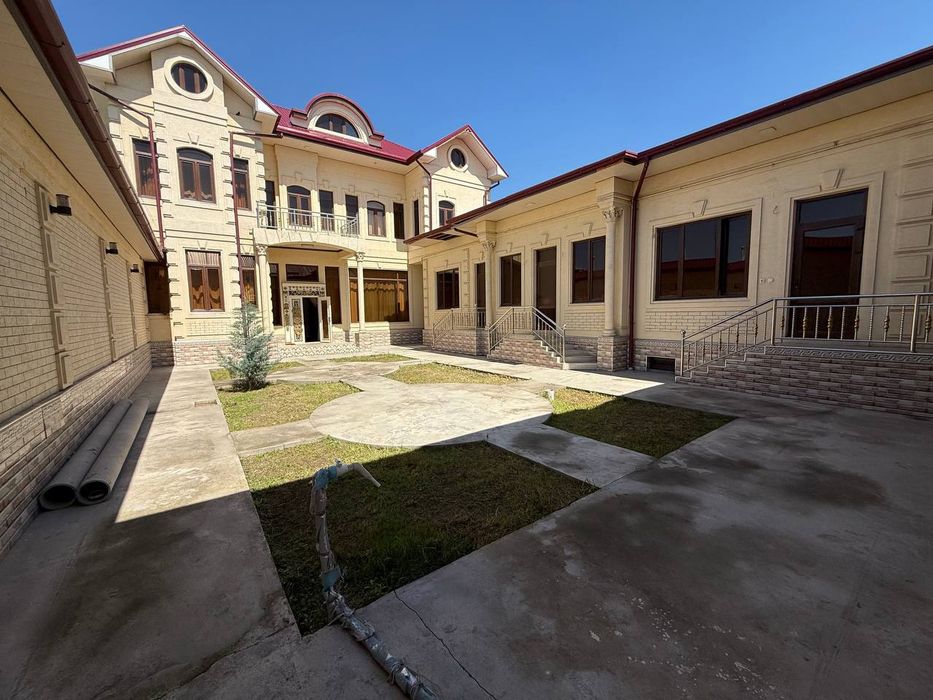 Напротив Минерва Сити вдоль дороги Евро Дом 5,64 соток 353 м² 12 комна