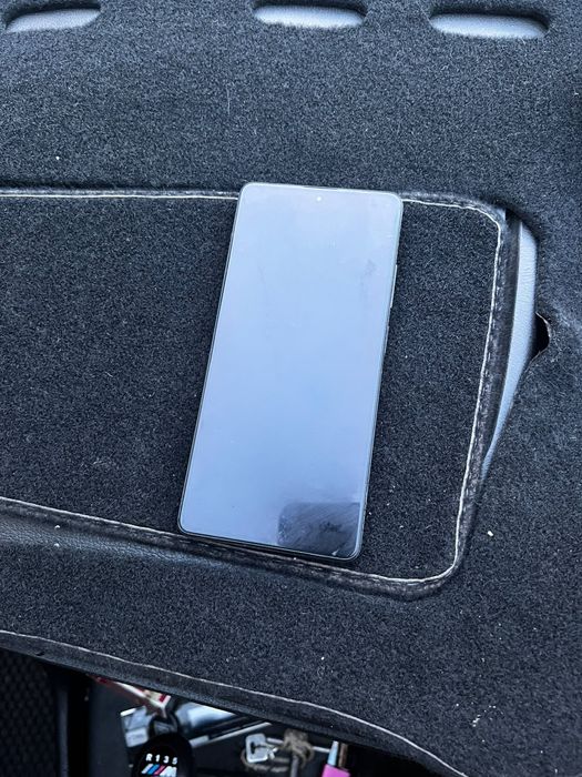 Продам poco x5 pro 5g