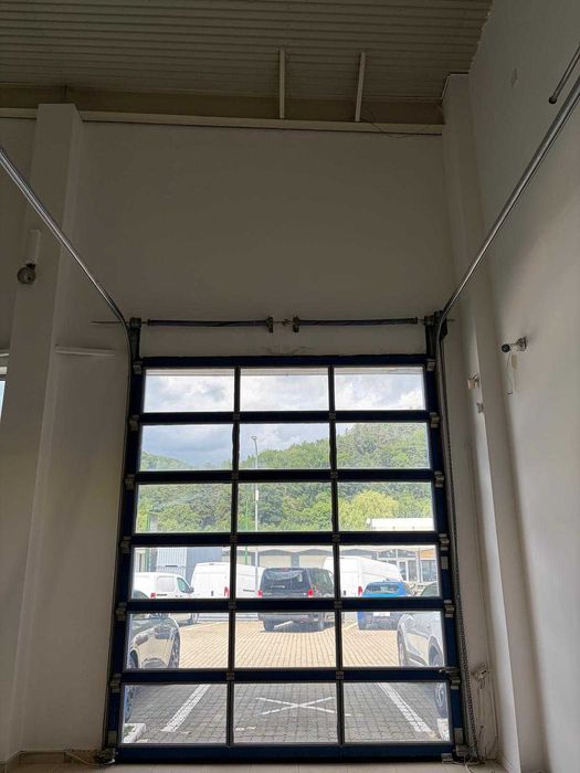 USI automate  / industriale / hala / showroom
