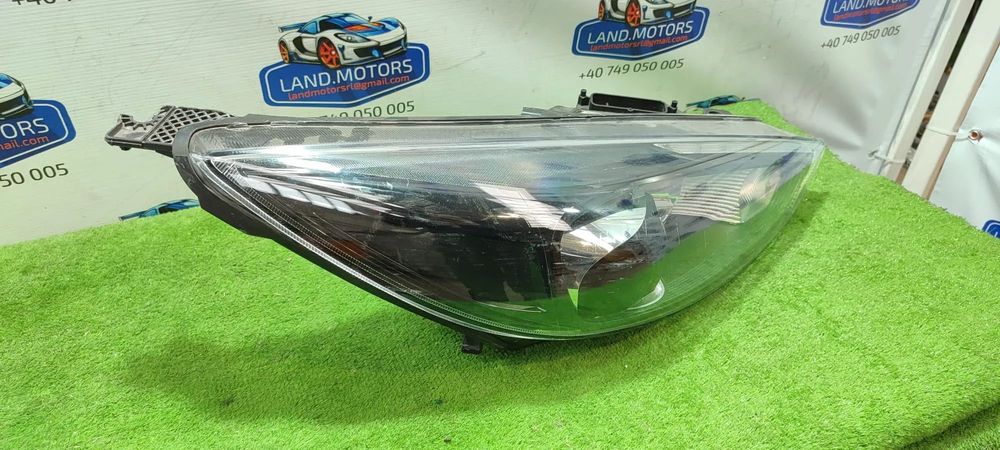 FAR DREAPTA BI-XENON CU LUPA FORD FOCUS MK3 / FACELIFT / COD OEM F1EB-13D154-CG 2014-2018  (4F2)