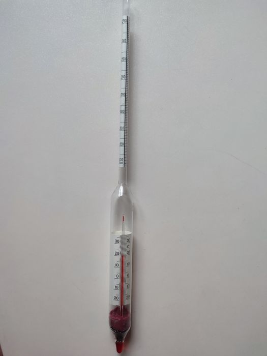 Продам Нефтеденсиметр и спиртометр СССР