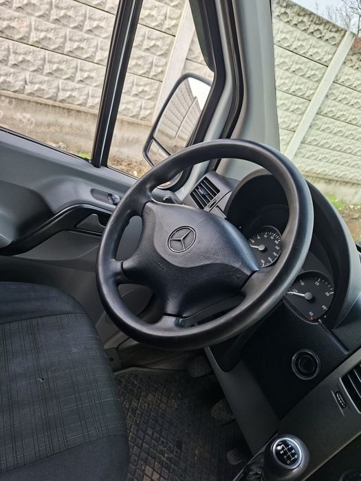 Mercedes Sprinter 516 3.5T iveco crafter lt