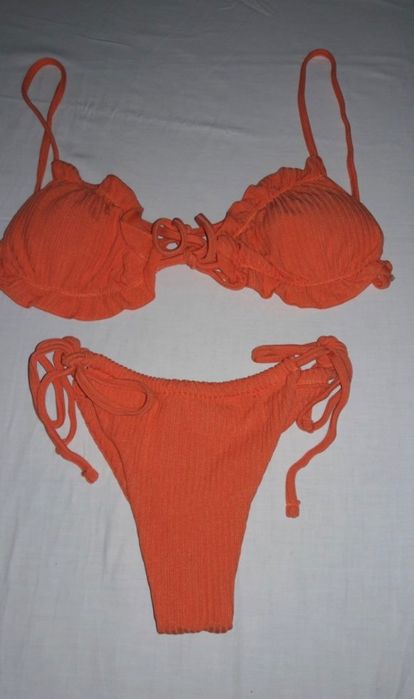 Costum de baie portocaliu nou