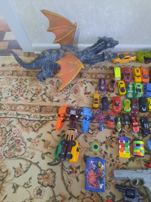 Игрушки для мальчика