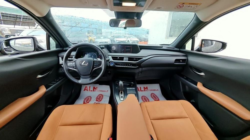 Lexus UX Lexus UX 300 Electric 2021 Automat