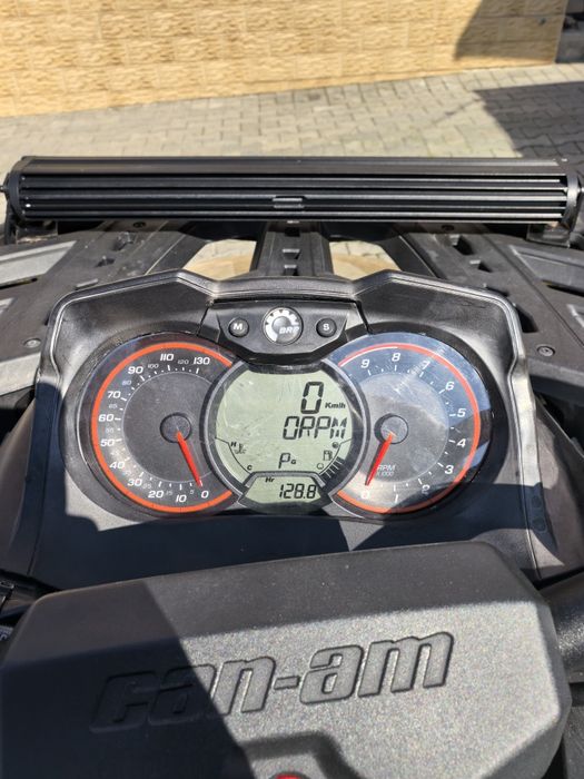 Километраж за CanAm Outlander Maverick