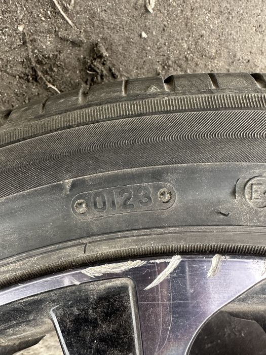 Комплект резины с дисками