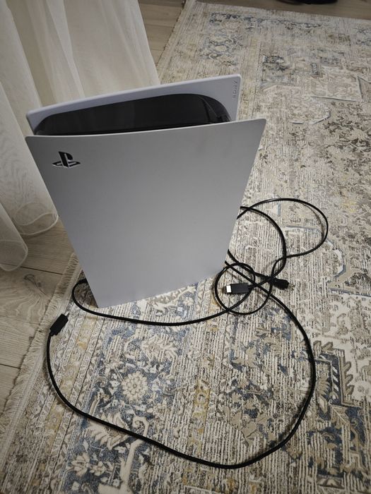 PS5, с гарантией, вместе с играми