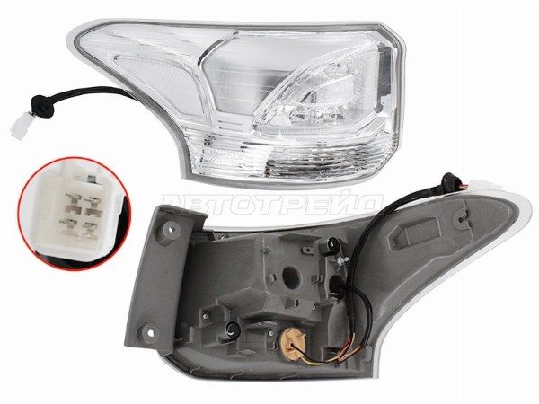 Фонарь задний Mitsubishi Outlander