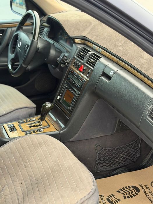 Мерседес бенс сатылады