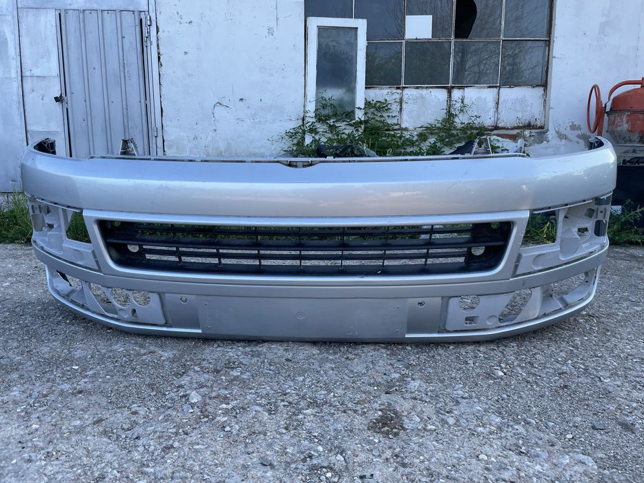 Предна броня за VW Transporter caravelle multivan T5  2009-2015г 2бр