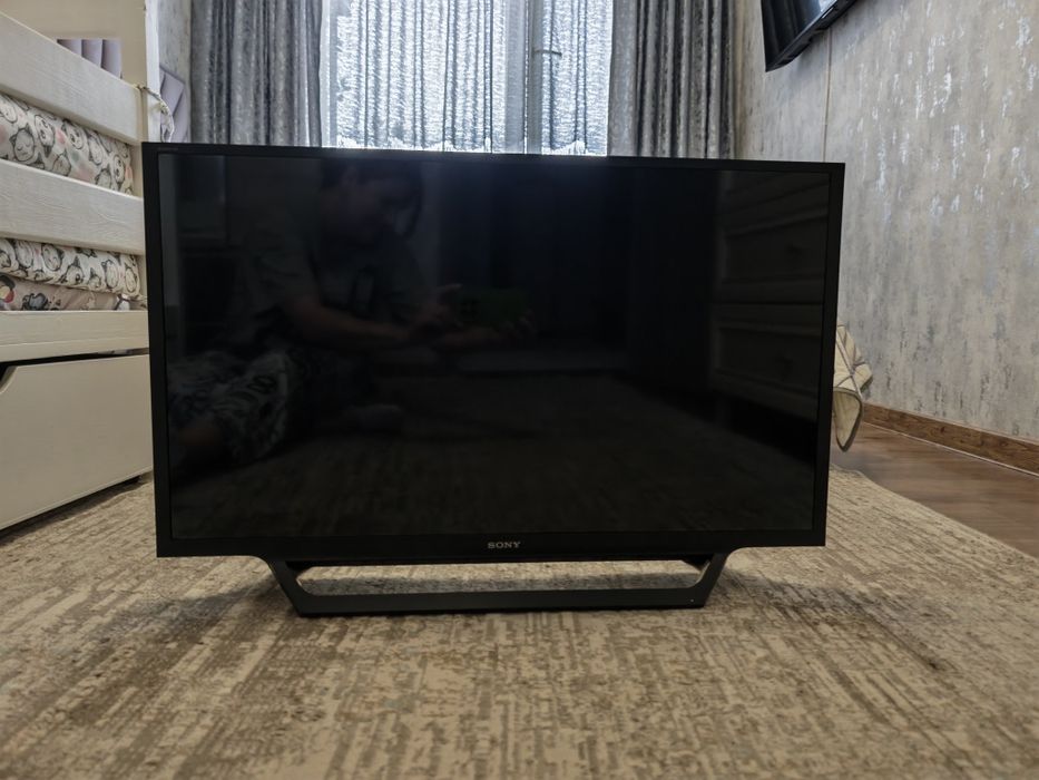 Продам Телевизор SONY