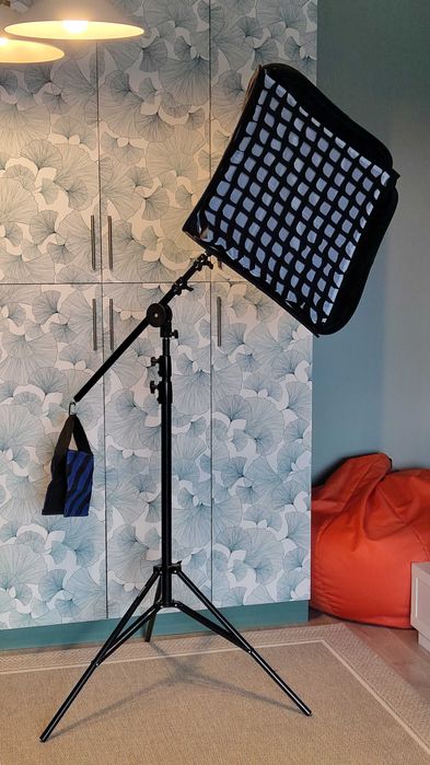 Echipament foto sotfbox + trepied Neewer