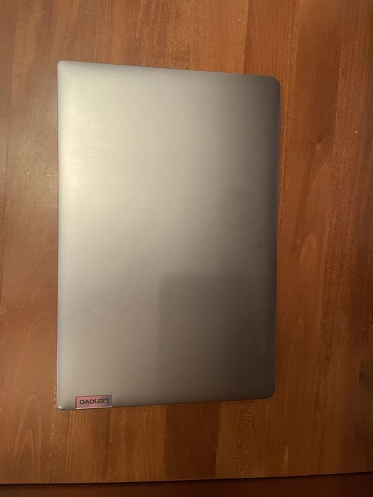 Lenovo IdeaPad 3 15ITL6 в отлично състояние