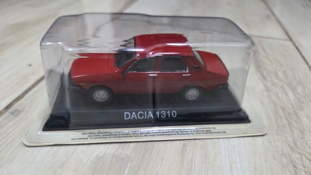 Machetal Dacia 1310 TLX rosie 1:43