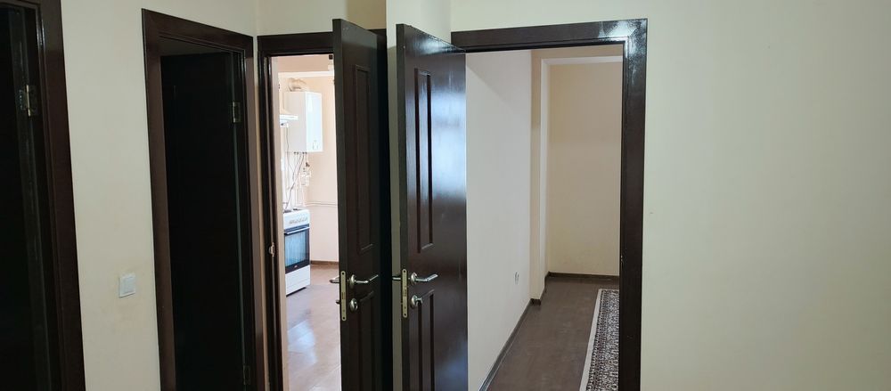 Урганч шахрида 2 хонали квартира факат оилага ижарага барилади