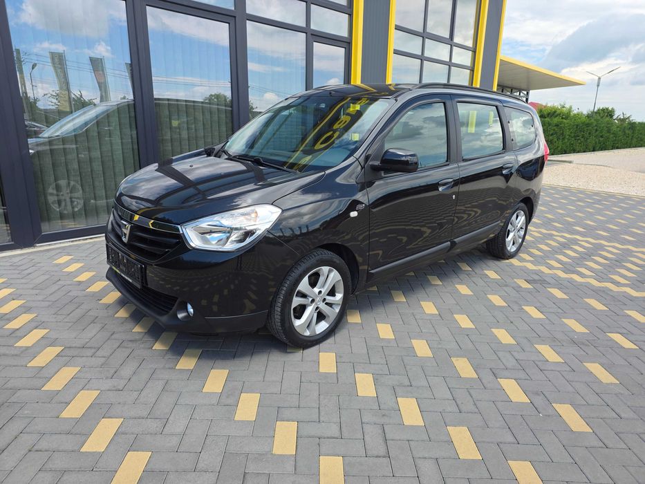 Închirieri Auto Focșani / Vrancea - Hyundai i30 COMBI AUTOMAT • Flotă Diversă