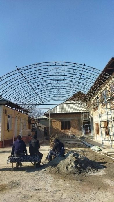 Tom naves sortak hozmat