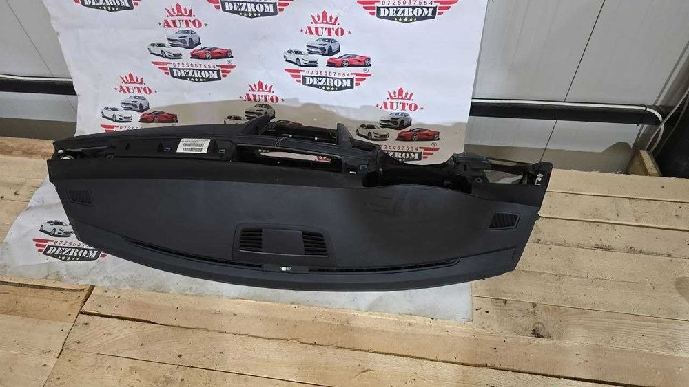 Plansa bord 9202835 Bmw Seria 3 E90 E91