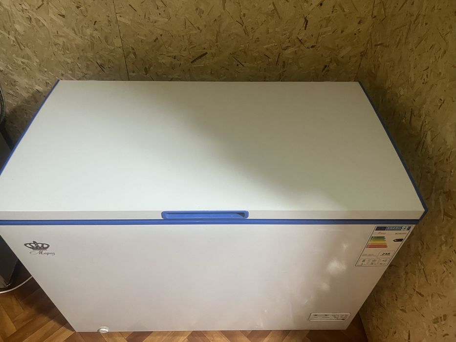 Продам морозильную камеру