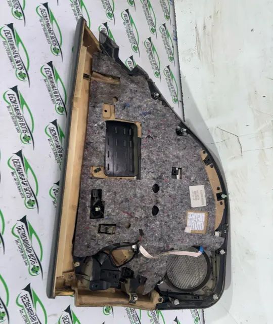 Fata / Tapiterie usa spate stanga Mercedes-Benz E-Class 2005