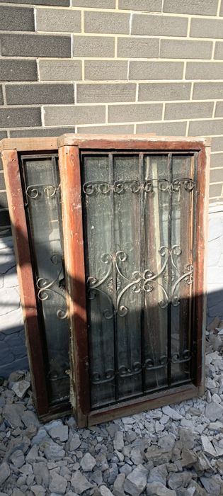 Срочно продам окна, двери