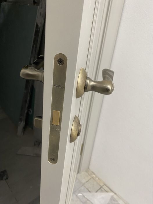 Установка дверей