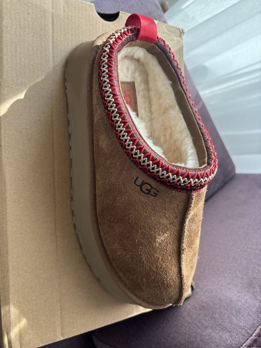 Обувки  Ugg Tazz