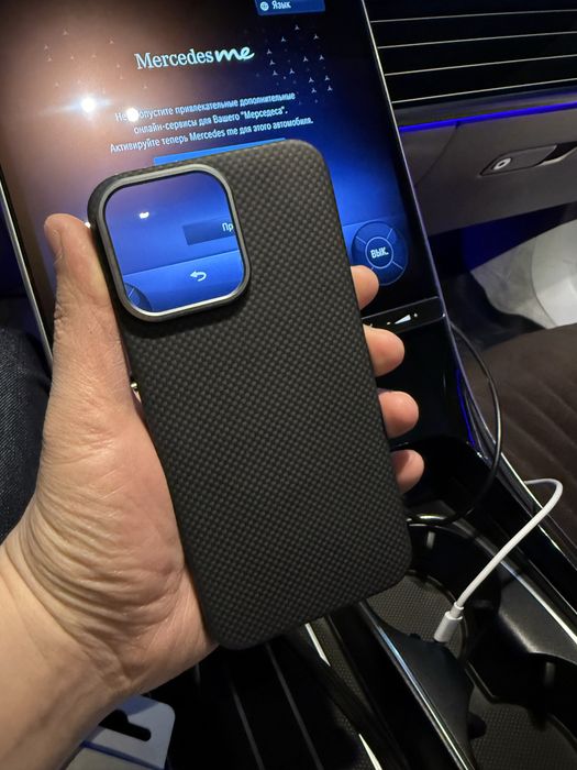 Продам чехол на IPhone 16 pro max