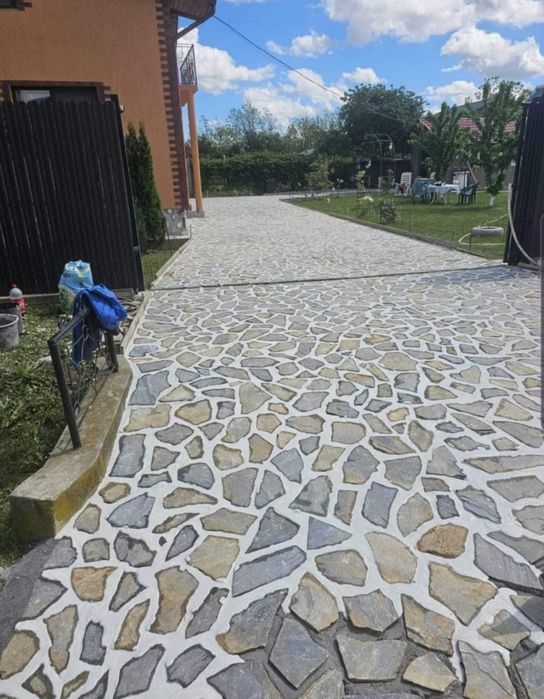 Piatră naturală decorativă oferim