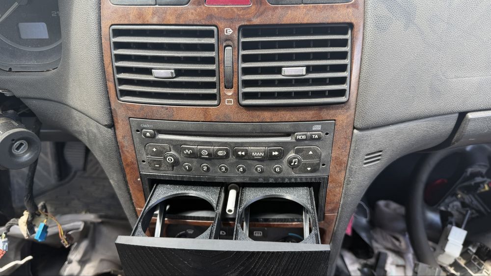 cupholder peugeot 307