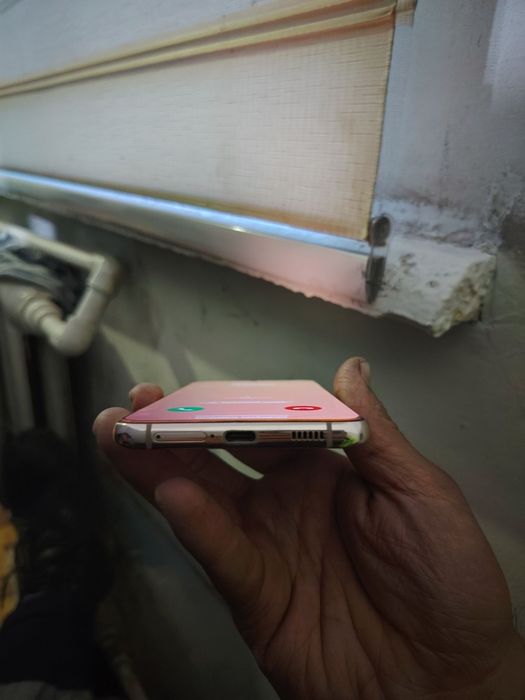 Samsung S21 plus 270$