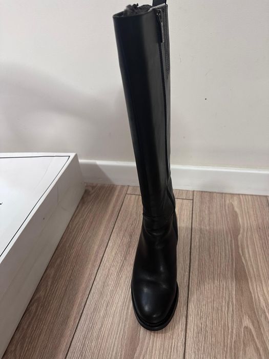 Продам сапоги Sara Milan