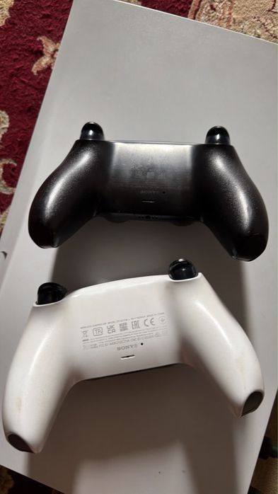 Продам PlayStation пять