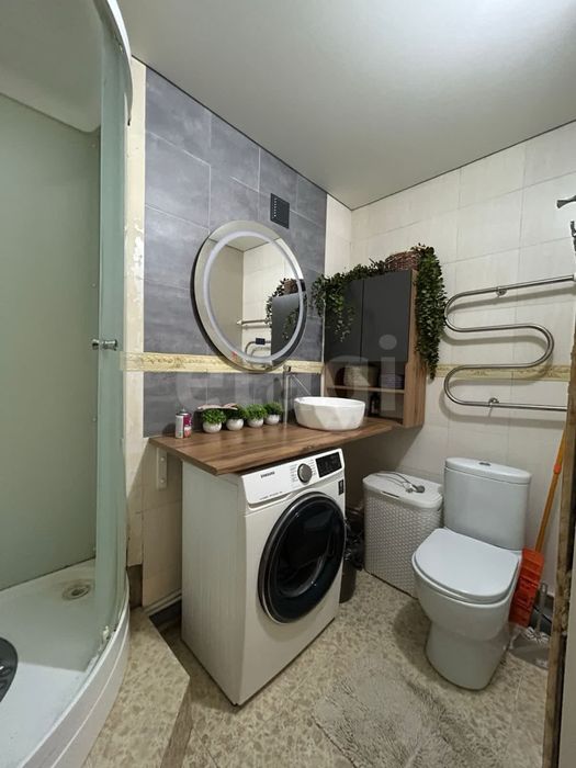 Продается 2 ком.кв в районе Стадиона!!!