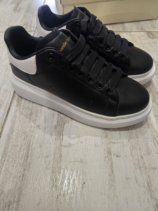 Обувки Alexander MCQUEEN