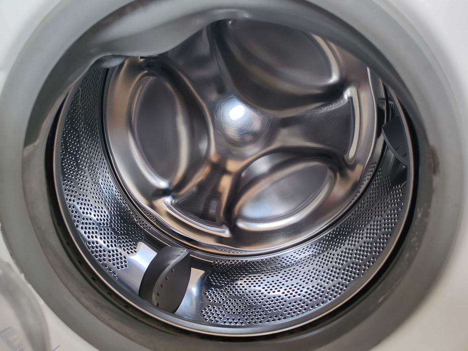 Предлагаме пералня Zanussi Lindo 500, модел ZWF8167NW, с капацитет 8 кг