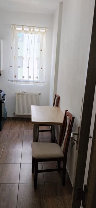Închiriez apartament Militari residence