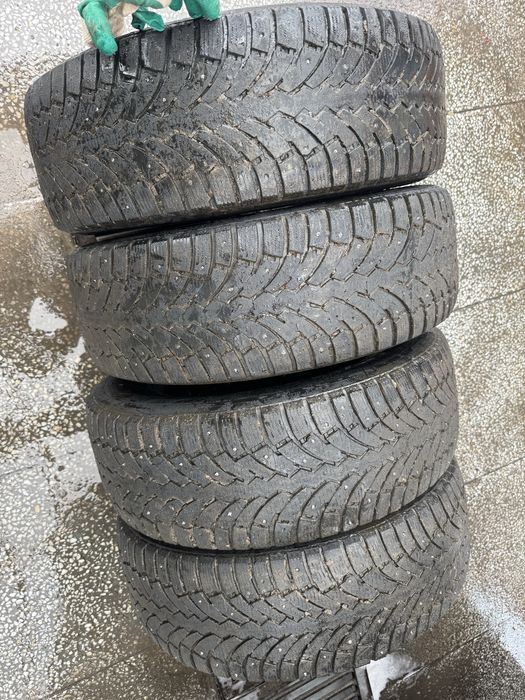 Pirelli Formula Ice в размере 235/65 R17 108T XL