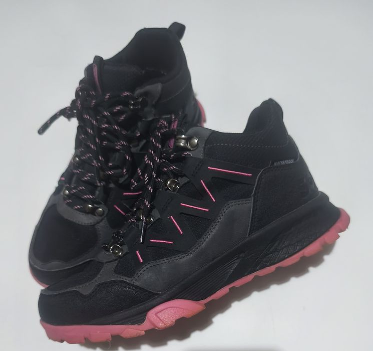 Дамски туристически боти на "Sprandi"