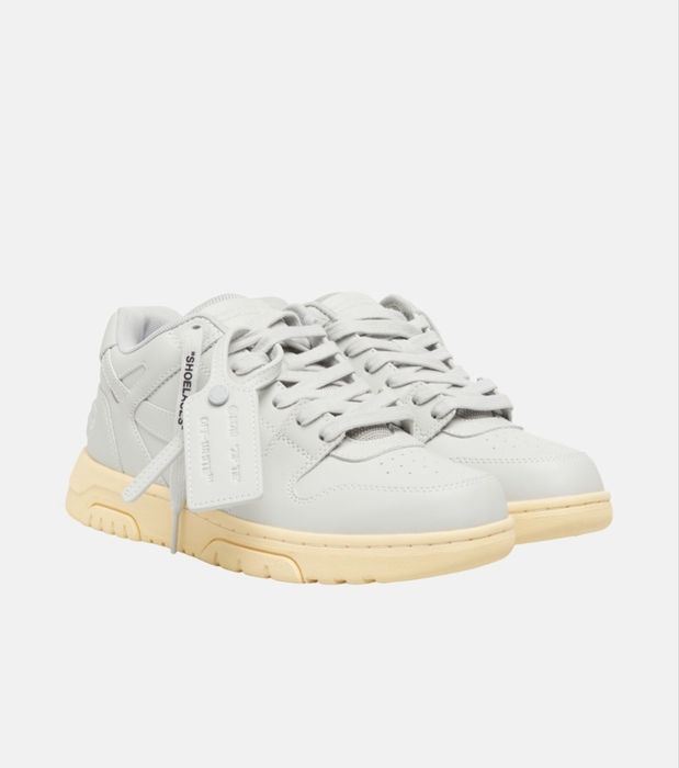 Сиви маратонки off-white
