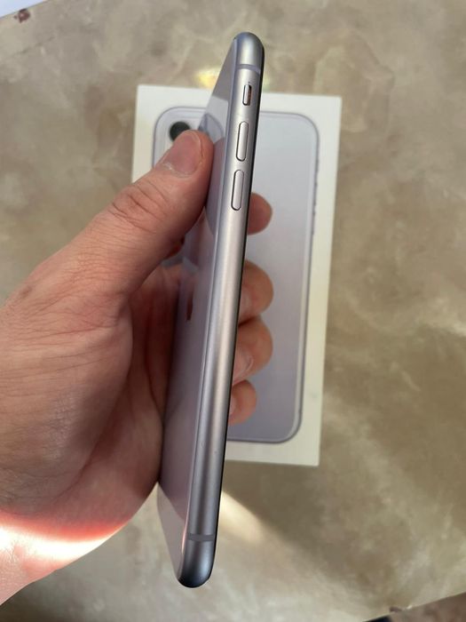 iPhone 11  128 Гб БЕЗ РЕМОНТА