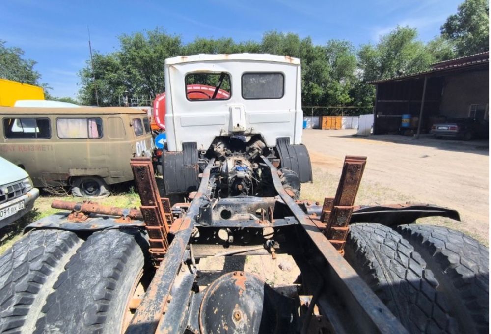 Продается МАЗ 555102