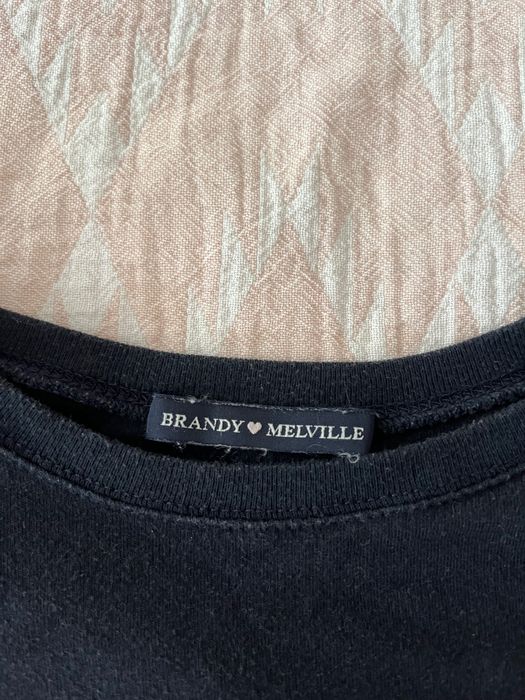 Brandy Melville bluza cu manechi lungi cropped