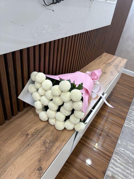 Красивый букет белых цветов