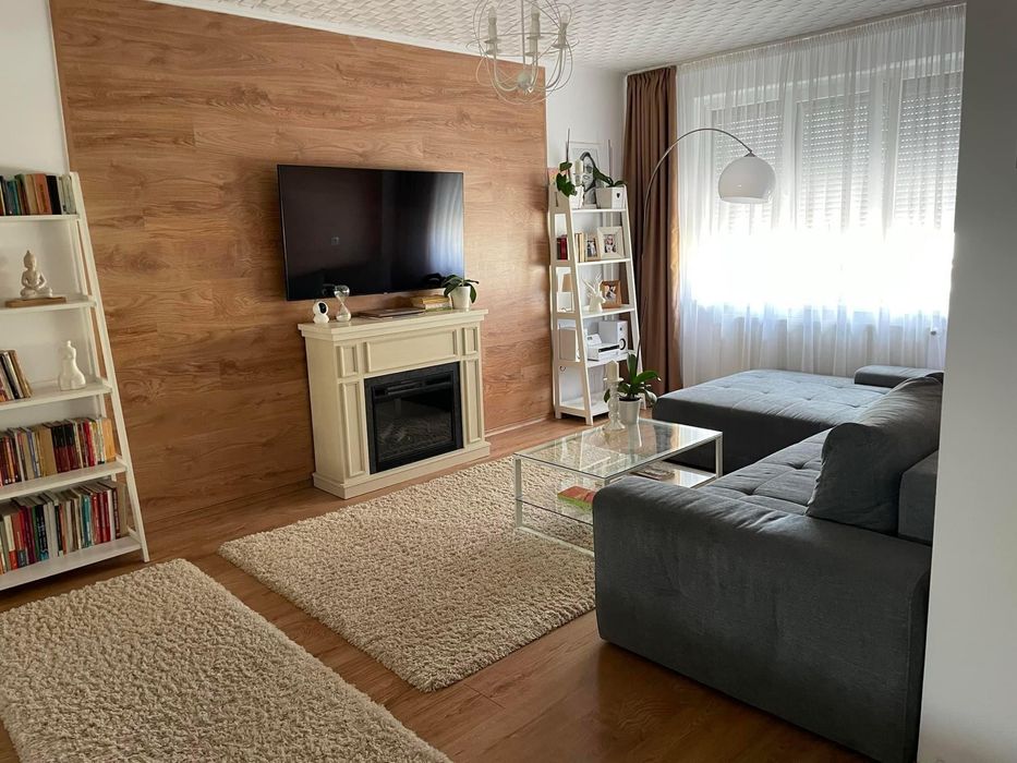 Vand apartament 2 camere