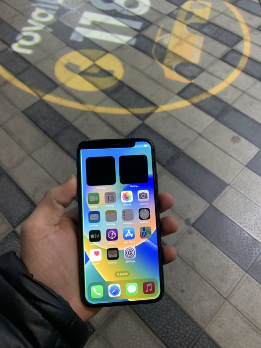 Iphoen X juda arjon bunaqa narxga topa olmaysiz pul zarilligi uchun