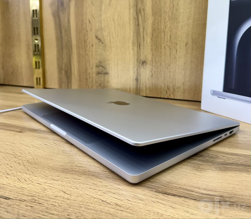 MacBook Pro M3 Pro 16” 18/512GB | 100% | 96 цикл | Silver