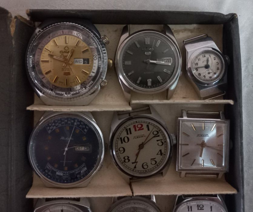 Часы ракета, слава, полет